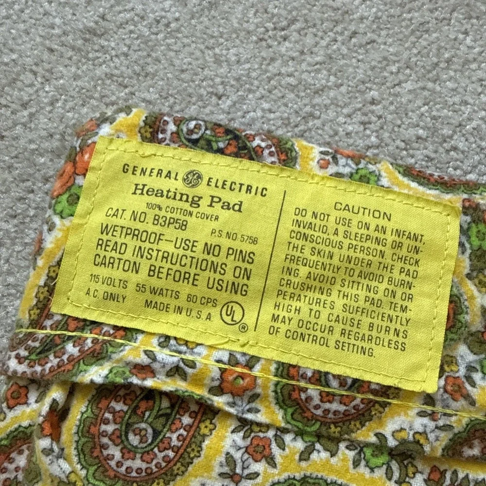 Vintage GE General Electric Automatic Heating Pad Model P58 w/ Box MCM WORKS